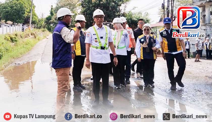 Gubernur Lampung Tinjau Pelebaran Jalan RE Martadinata - Padang Cermin