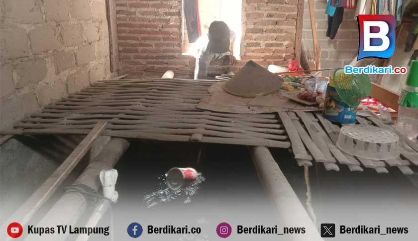 Menggali Asa di Bawah Batu, Perjuangan Warga Itik Rendai Lampung Timur Mendapatkan Air Bersih