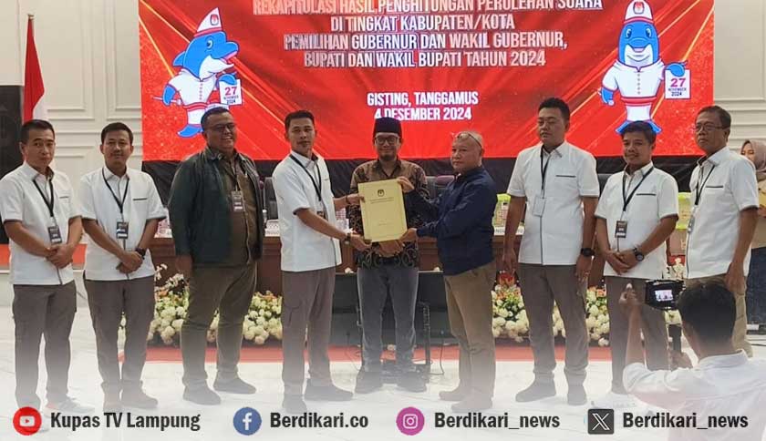 Mohammad Saleh Asnawi - Agus Suranto Menang Pilkada Tanggamus Raih 227.900 Suara
