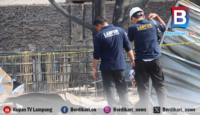 Puslabfor Polri Periksa Kebakaran Gudang BBM Diduga Ilegal di Lampung Selatan