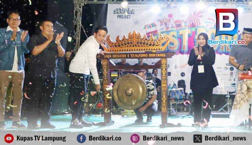 Ribuan Warga Sambut Pembukaan Festival Kuliner Festforia di Tanjung Bintang