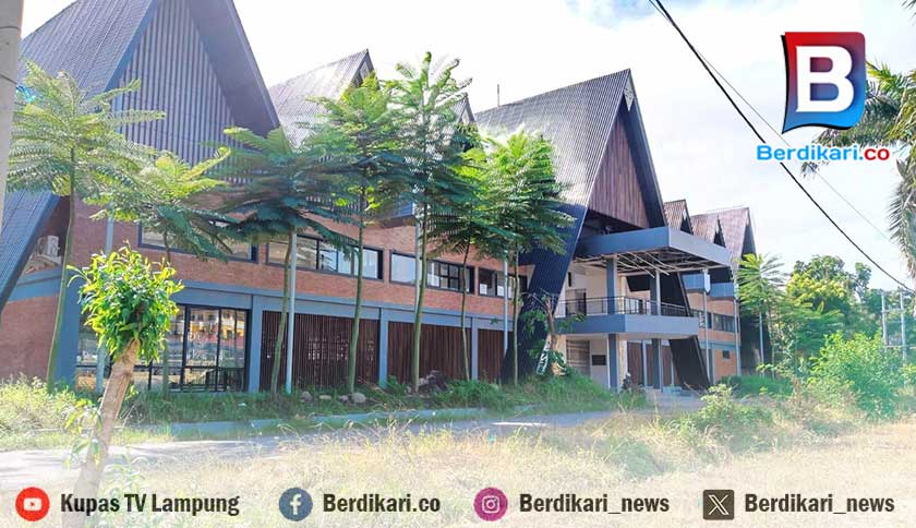 Gedung Pasar UMKM di Bandar Lampung Terbengkalai