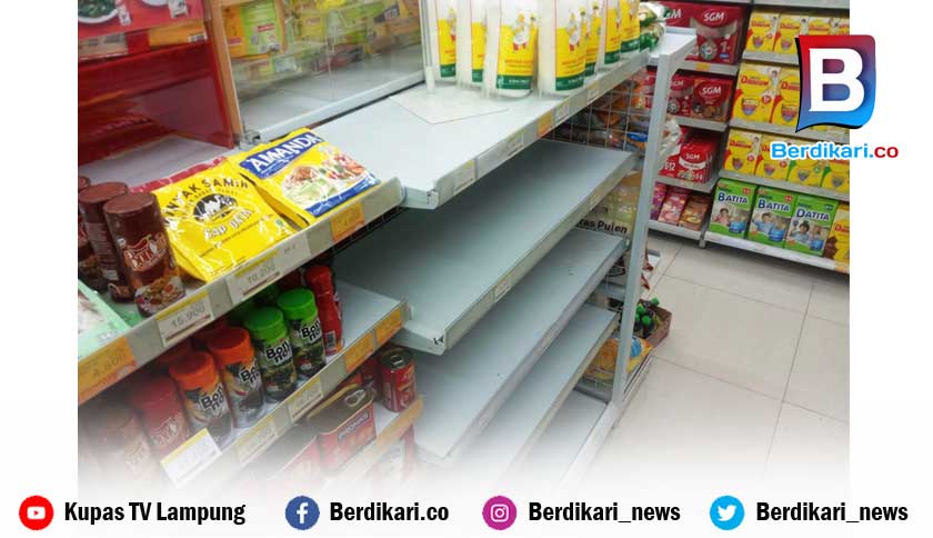 Kebijakan Satu Harga, Stok Minyak Goreng di Retail Modern Habis Dalam Waktu Tiga Jam