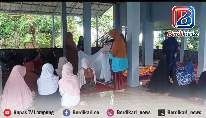Keluarga Tolak Autopsi, WNA Jerman Korban Kebakaran Dimakamkan di Pesisir Barat