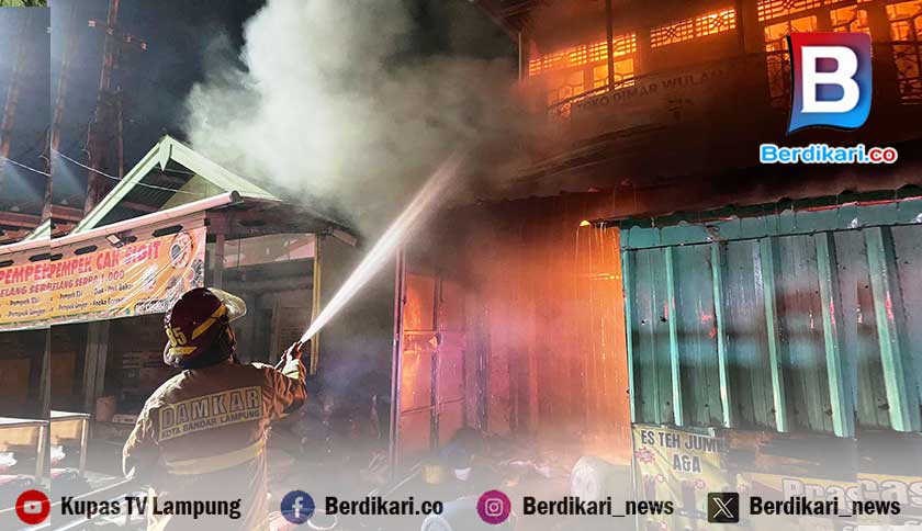 Ruko 3 Lantai di Bandar Lampung Ludes Terbakar