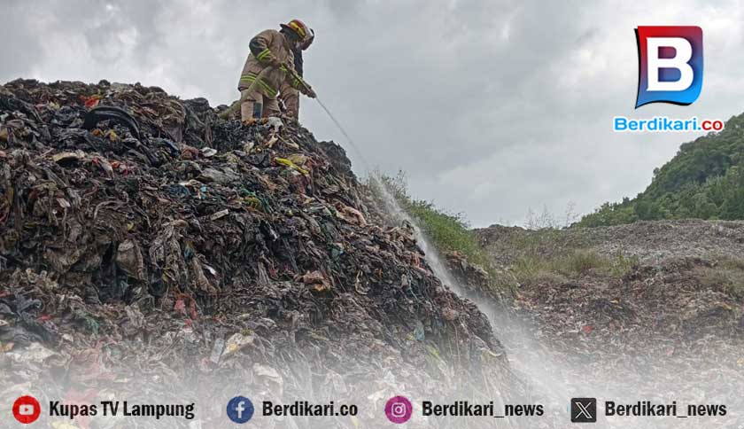 TPA Bakung Kembali Terbakar, Diduga Akibat Warga Bakar Sampah Sembarangan